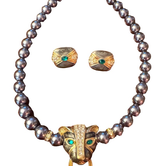 Kenneth Jay Lane Grey Pearl crystal enameled panther necklace & earrings Set - Picture 6 of 12